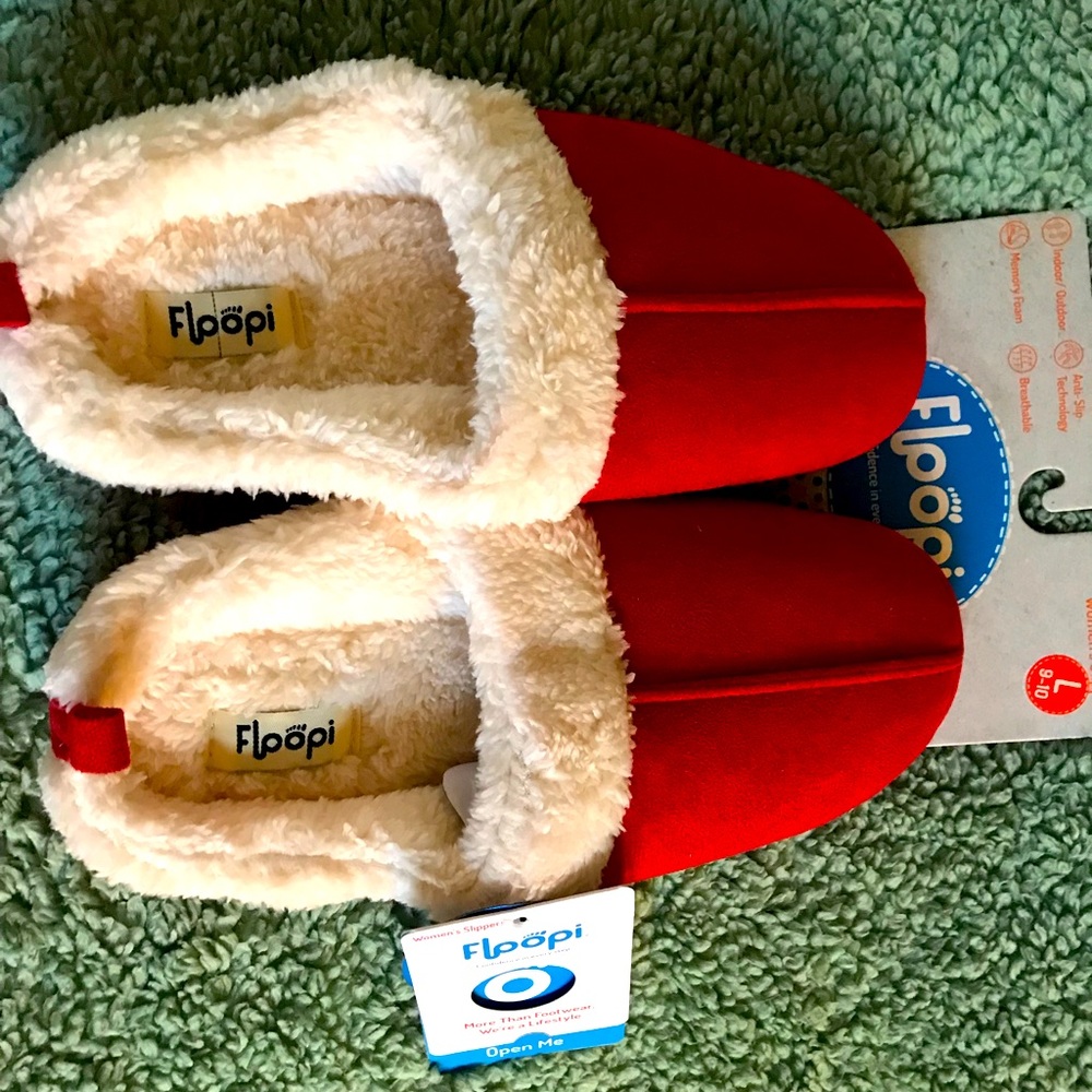 Women’s Olivia faux suede clog slipper